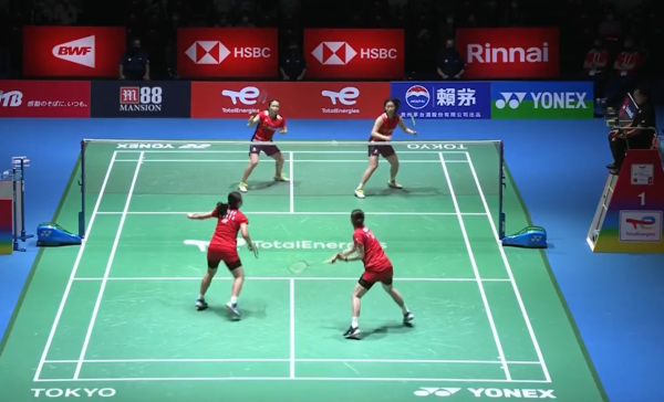 换到三后卫 换到三后卫