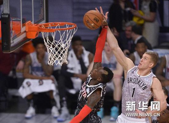 在现代足球 在现代足球