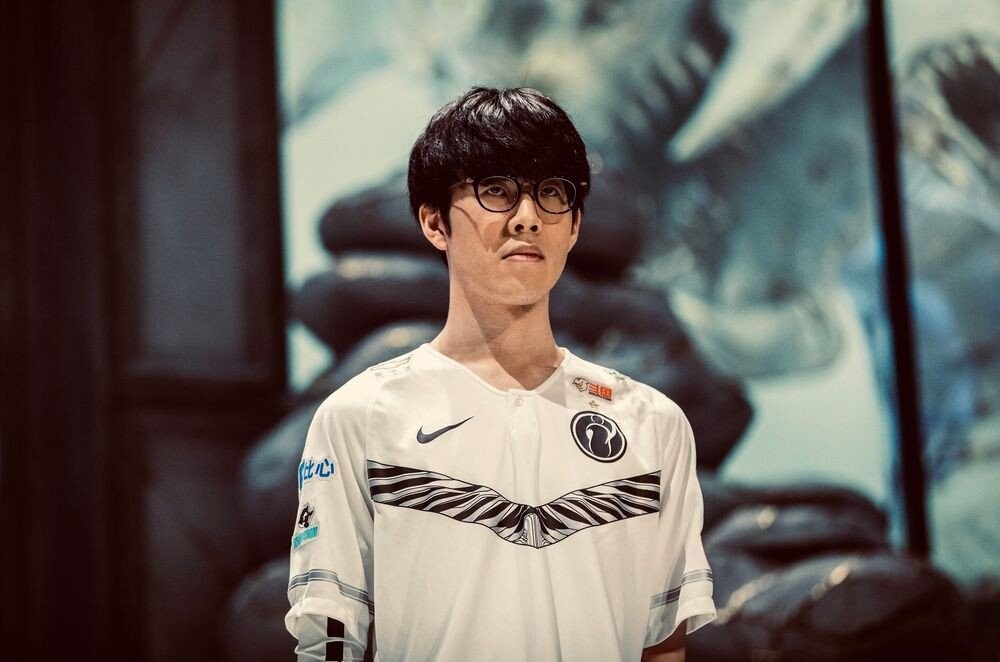 尽力追求更 尽力追求更