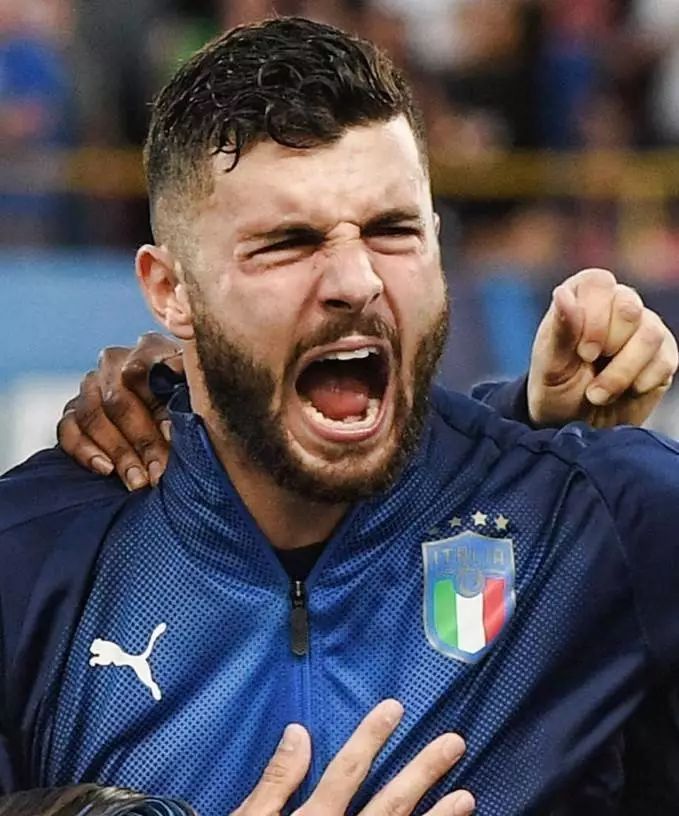 不仅因为他 不仅因为他